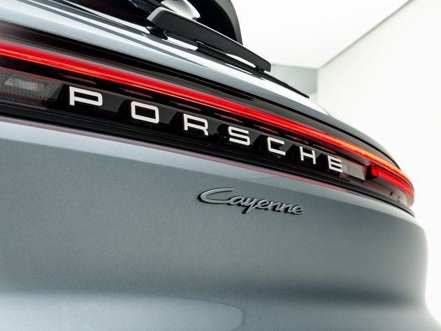 New 2026 Porsche Cayenne E-Hybrid image 33