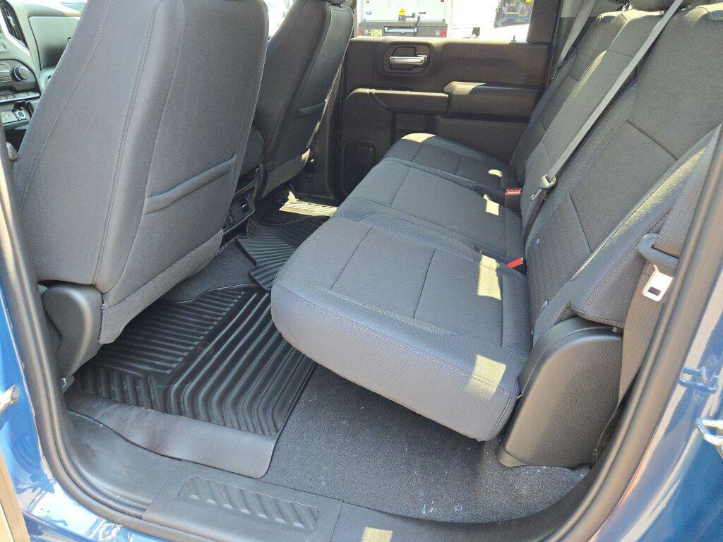 New 2026 Chevrolet Silverado 2500 Custom w/ Custom Value Package AWD/4WD image 20