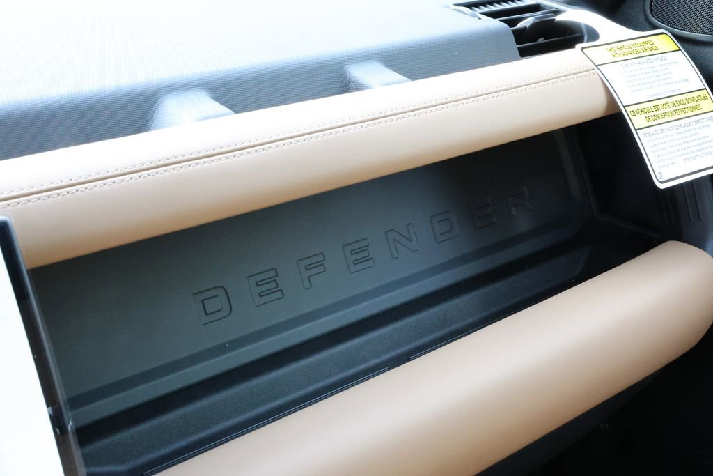 New 2026 Land Rover Defender 110 X-Dynamic SE AWD/4WD image 31