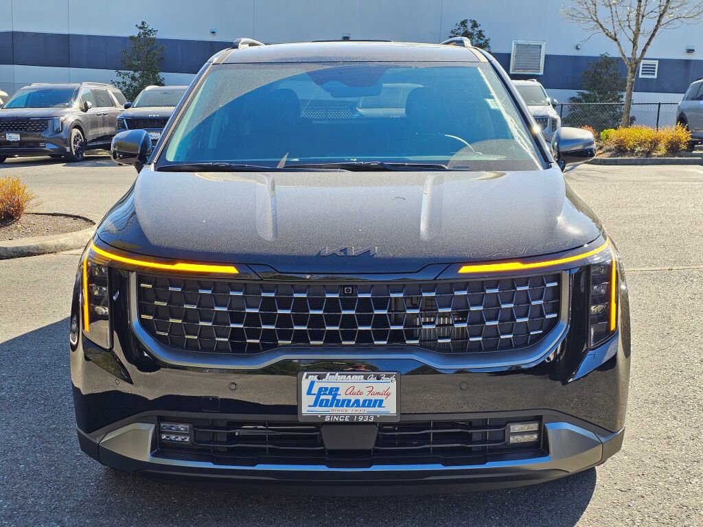 New 2026 Kia Carnival SX image 2