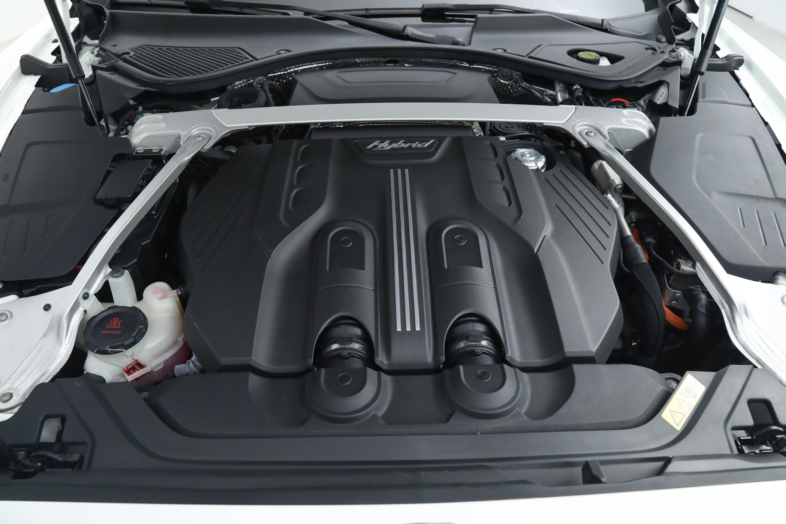 Used 2022 Bentley Flying Spur Plug-In Hybrid AWD/4WD image 37