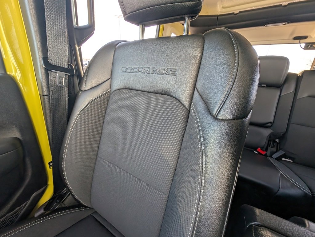 Used 2023 Jeep Wrangler Sport S image 17