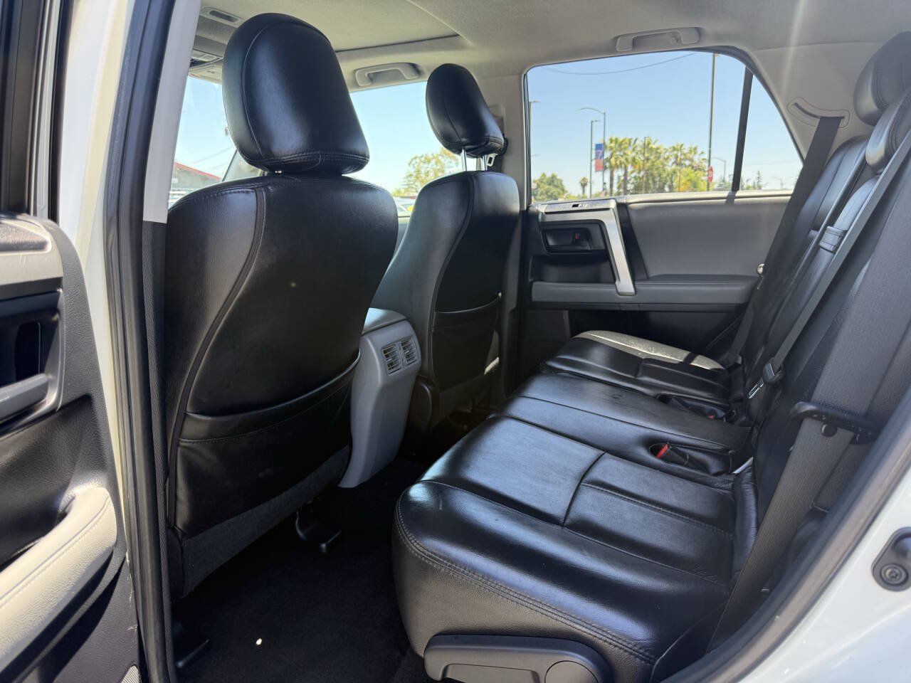 Used 2011 Toyota 4Runner SR5 w/ Convenience Pkg RWD image 10