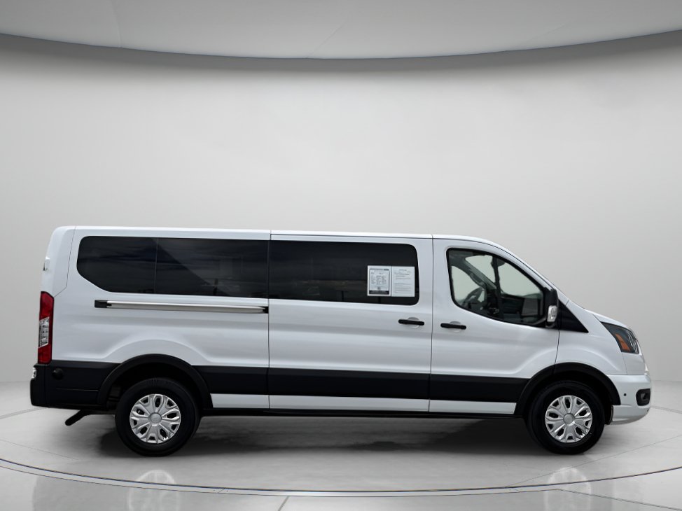 Used 2024 Ford Transit 350 XLT RWD image 2
