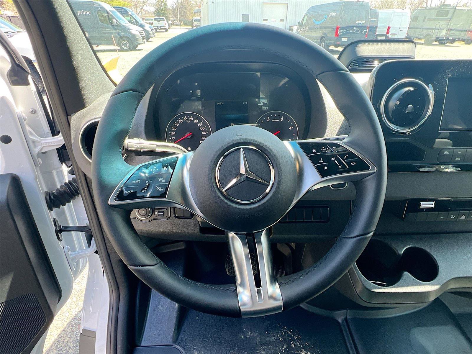 New 2025 Mercedes-Benz Sprinter 2500 image 10