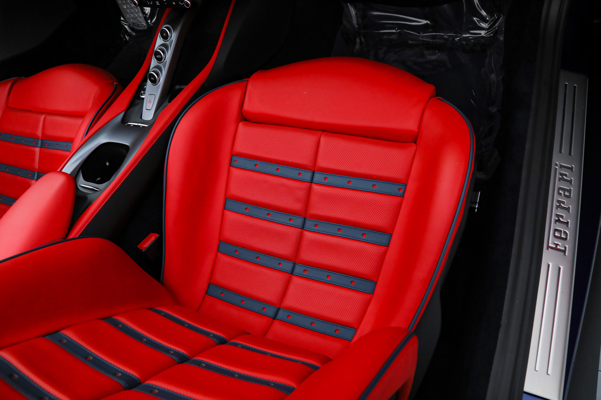 Certified 2023 Ferrari Portofino M image 41