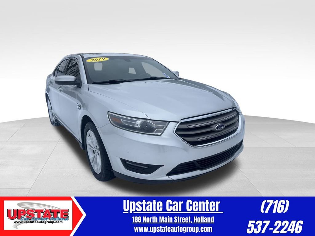 Used 2019 Ford Taurus SEL image 1