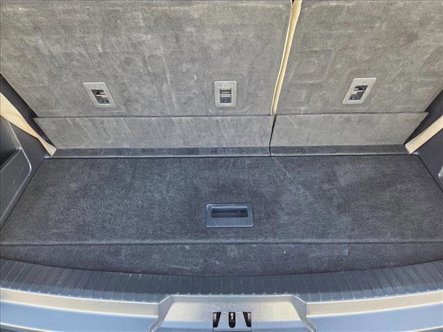 Used 2024 Ford Expedition Limited image 6