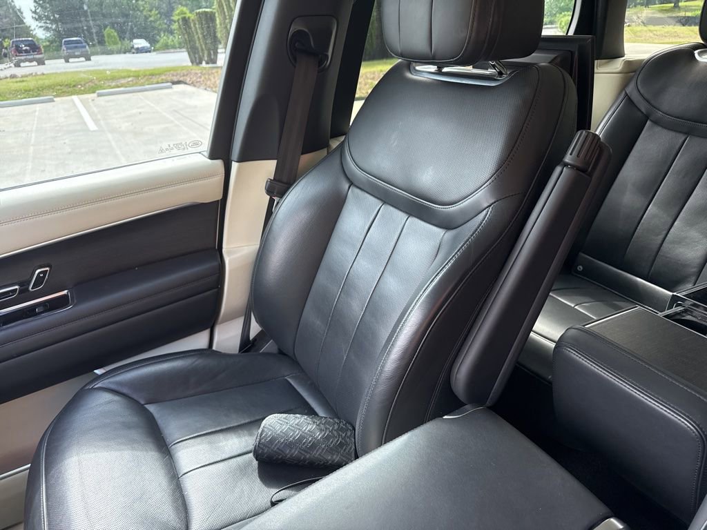 Used 2023 Land Rover Range Rover Autobiography AWD/4WD image 7