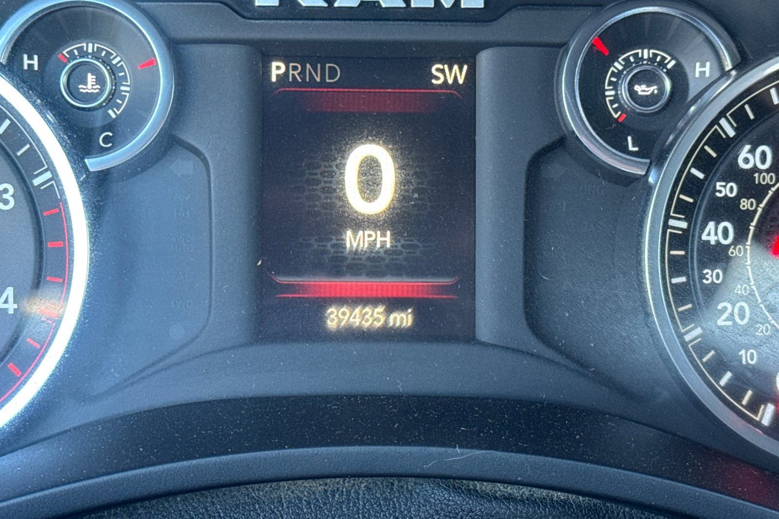 Used 2024 RAM 3500 Big Horn image 3