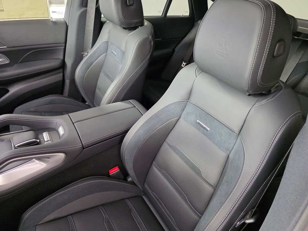 New 2026 Mercedes-Benz GLE 53 AMG 4MATIC Coupe image 8