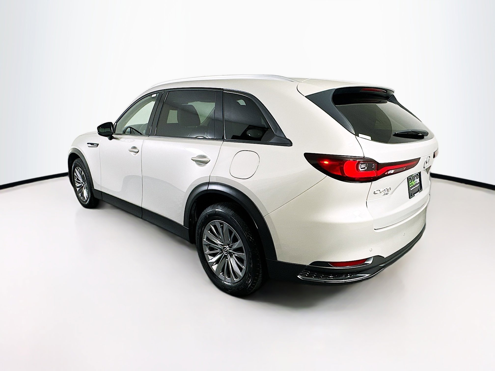 Used 2025 MAZDA CX-90 Plug-In Hybrid w/ Preferred image 5