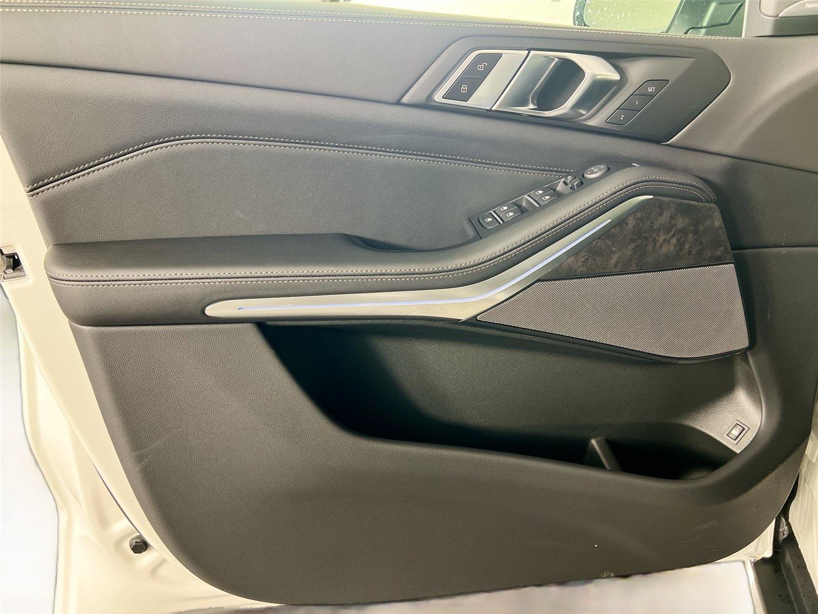 New 2026 BMW X5 xDrive50e AWD/4WD image 17
