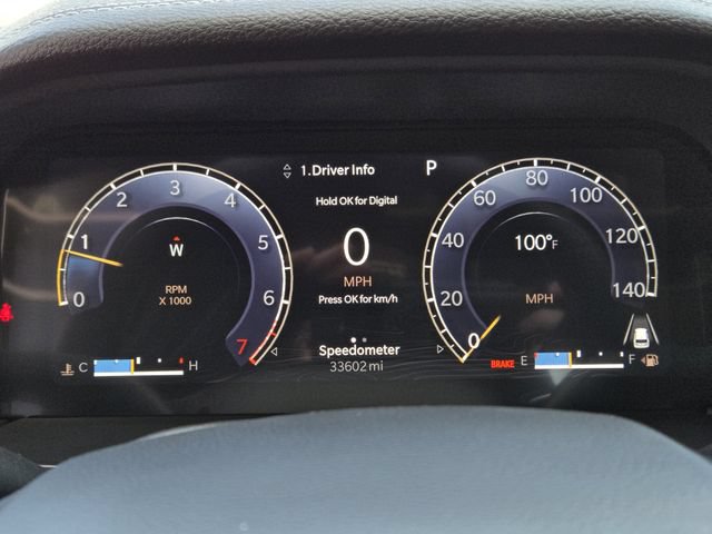 Certified 2023 Jeep Grand Cherokee Limited w/ Black Appearance Package AWD/4WD image 17