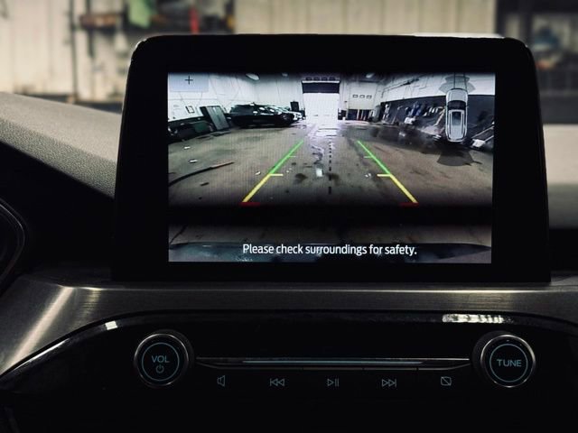 Used 2022 Ford Escape Titanium AWD/4WD image 34