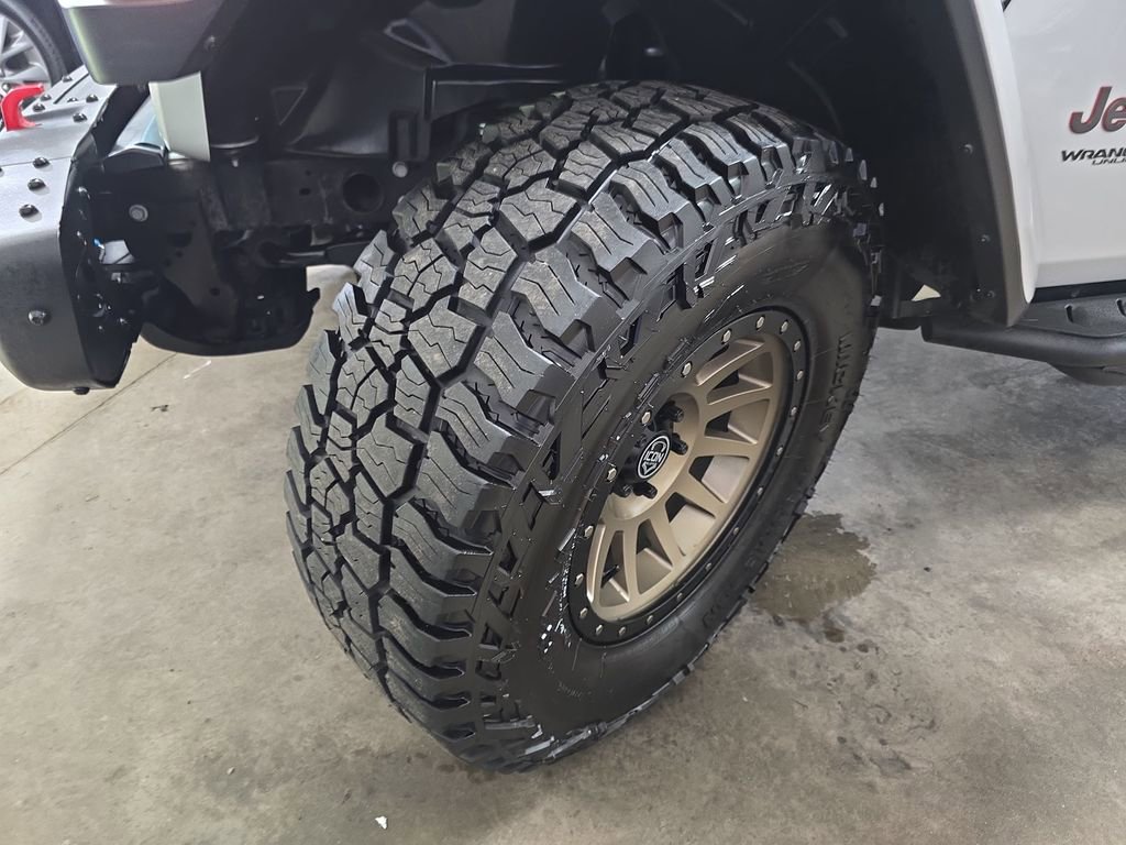 Used 2019 Jeep Wrangler Unlimited Rubicon AWD/4WD image 33