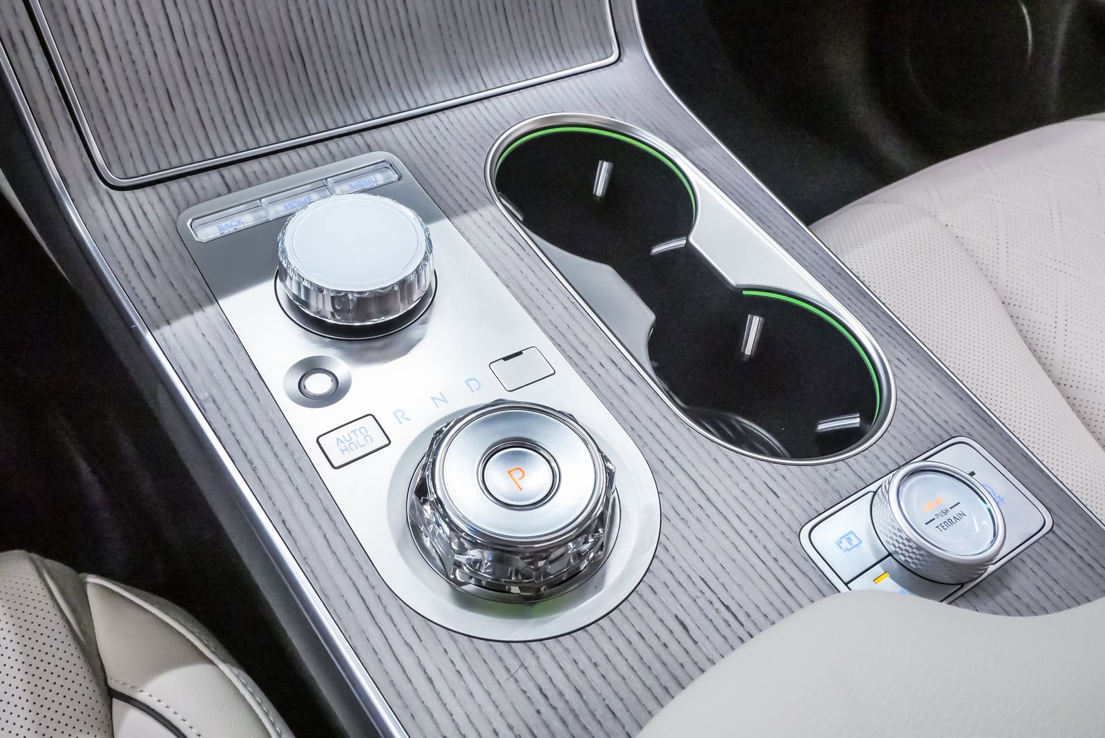 Certified 2026 Genesis GV80 2.5T Advanced image 19