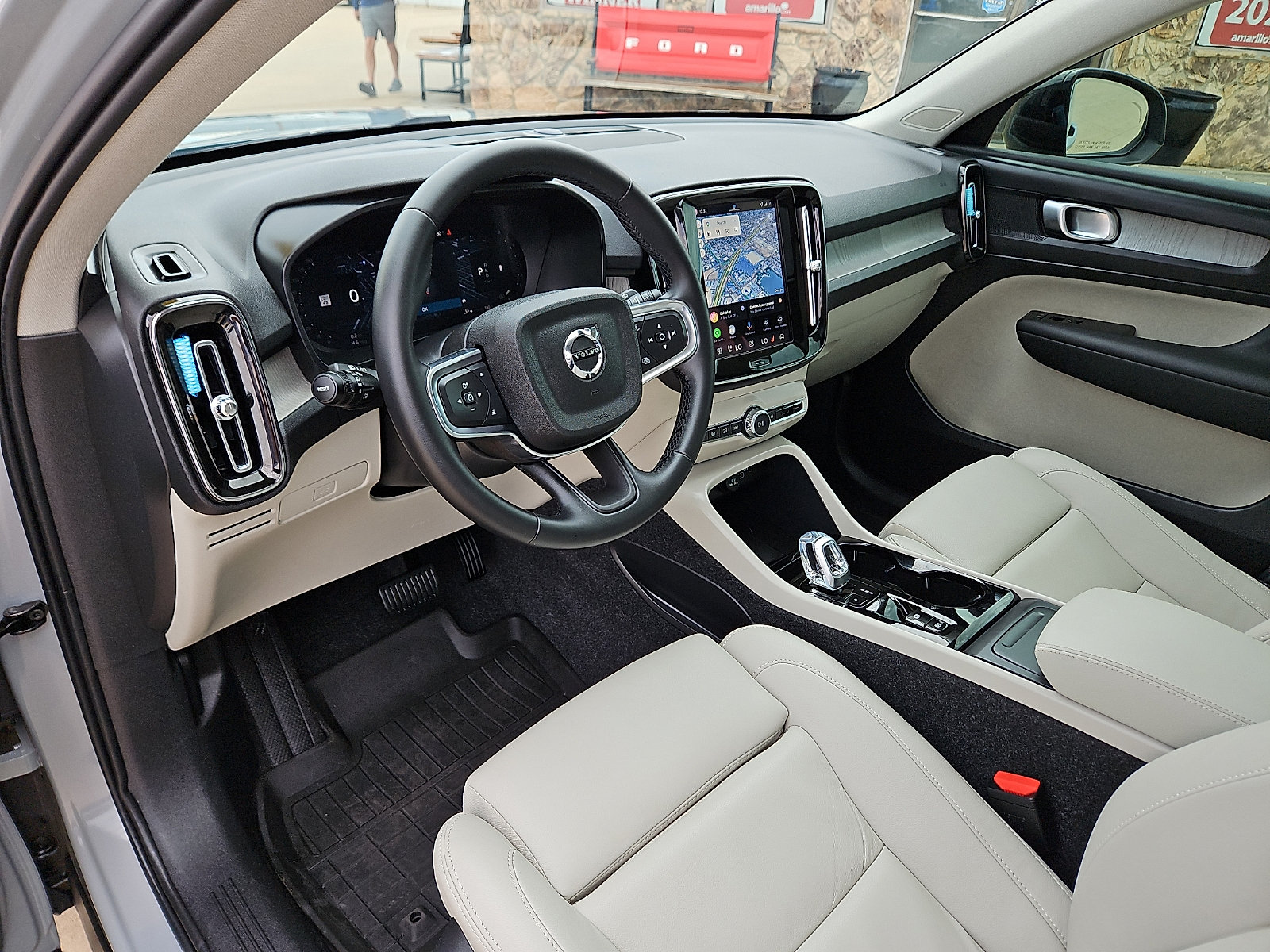 Used 2026 Volvo XC40 B5 Plus w/ Protection Package Premier AWD/4WD image 13