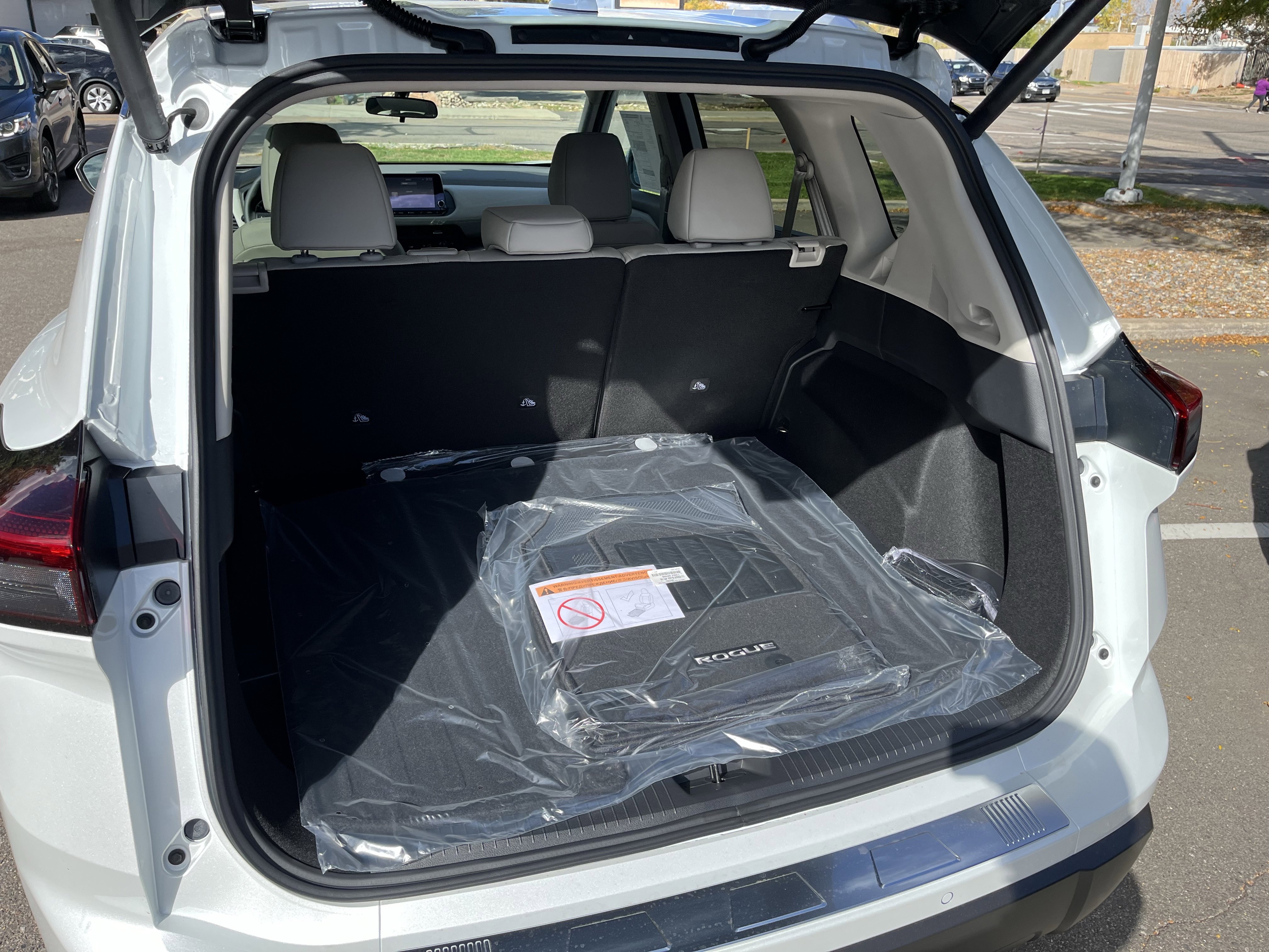 New 2026 Nissan Rogue SV image 30