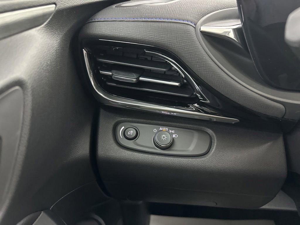New 2026 Buick Envista Sport Touring w/ Convenience I Package FWD image 36