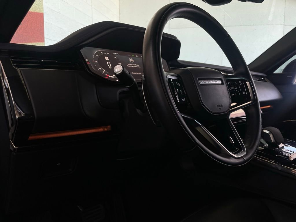 Used 2024 Land Rover Range Rover Sport SE image 10