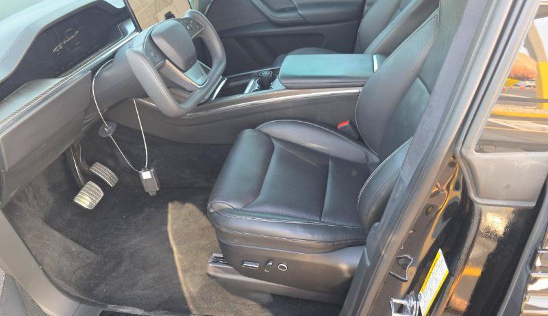 Used 2022 Tesla Model X Plaid AWD/4WD image 5