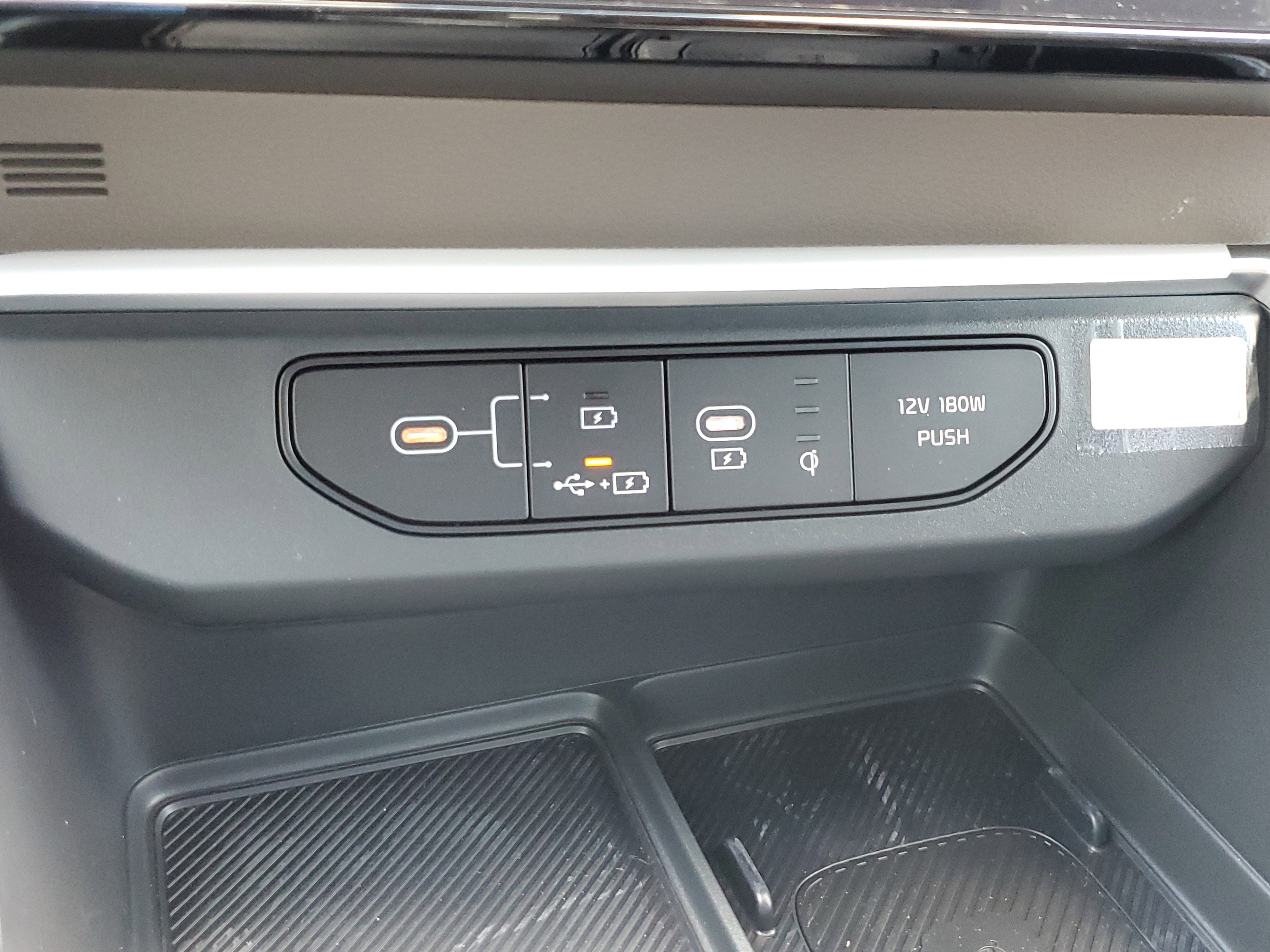 New 2025 Kia Carnival EX image 28