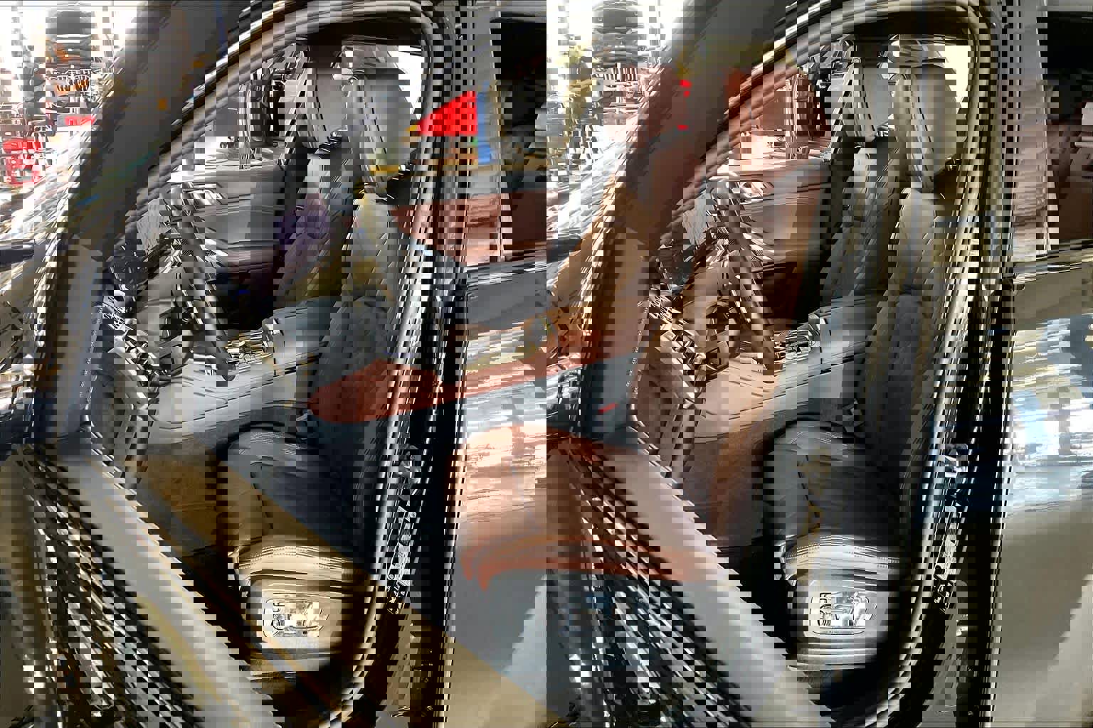 Used 2026 BMW X6 M60i image 7