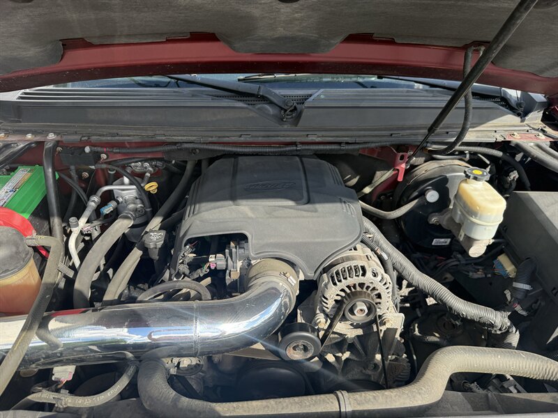 Used 2009 Chevrolet Avalanche LTZ AWD/4WD image 35