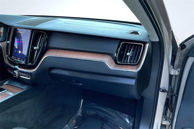 Certified 2023 Volvo XC60 B6 Ultimate image 18