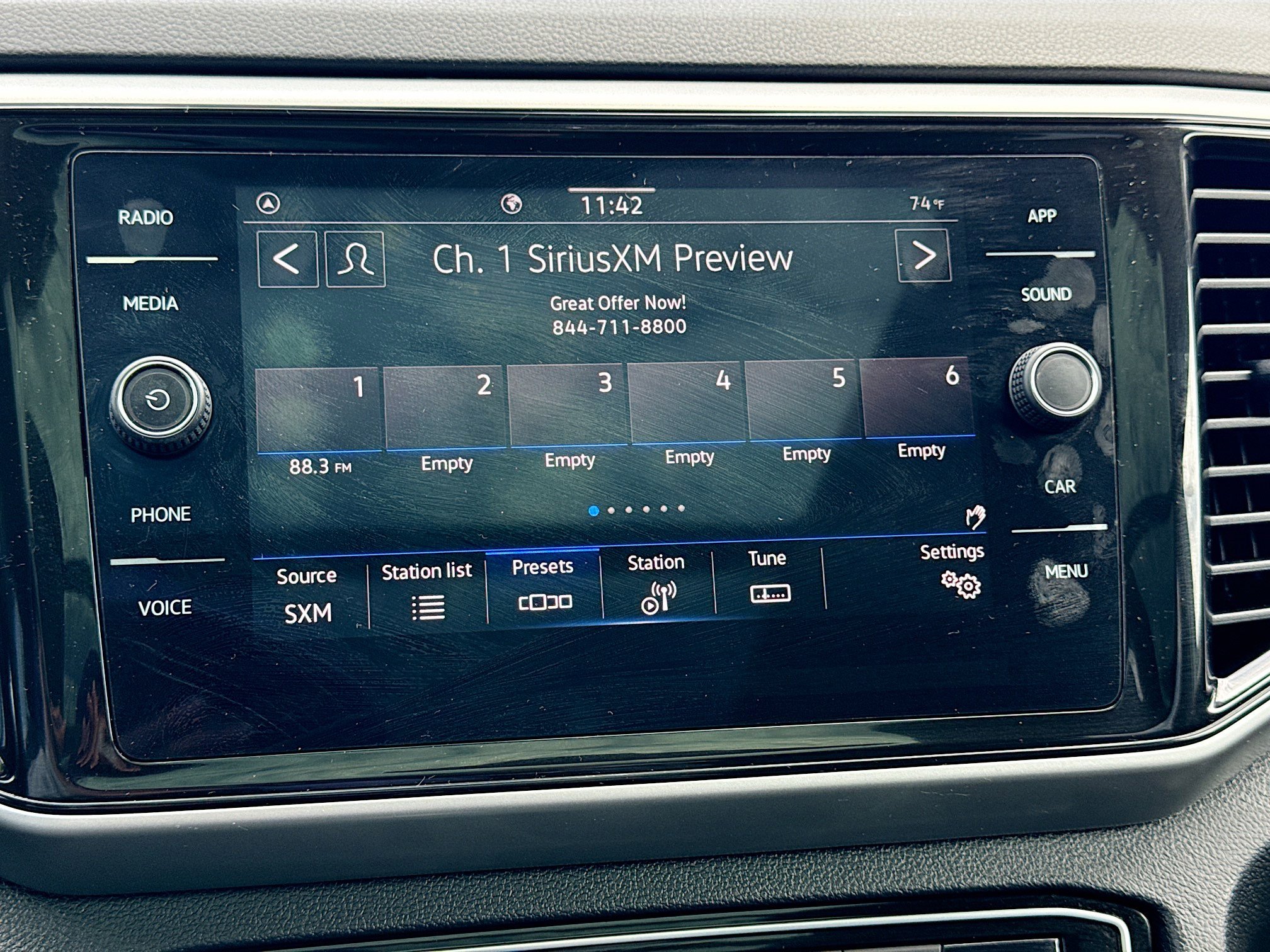 Used 2023 Volkswagen Atlas SE w/ Panoramic Sunroof Package FWD image 33