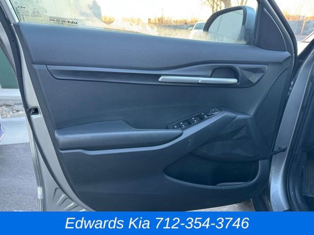 Used 2023 Kia Seltos LX image 18