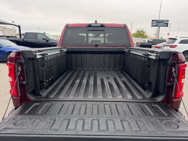 Used 2025 RAM 1500 Big Horn AWD/4WD image 8