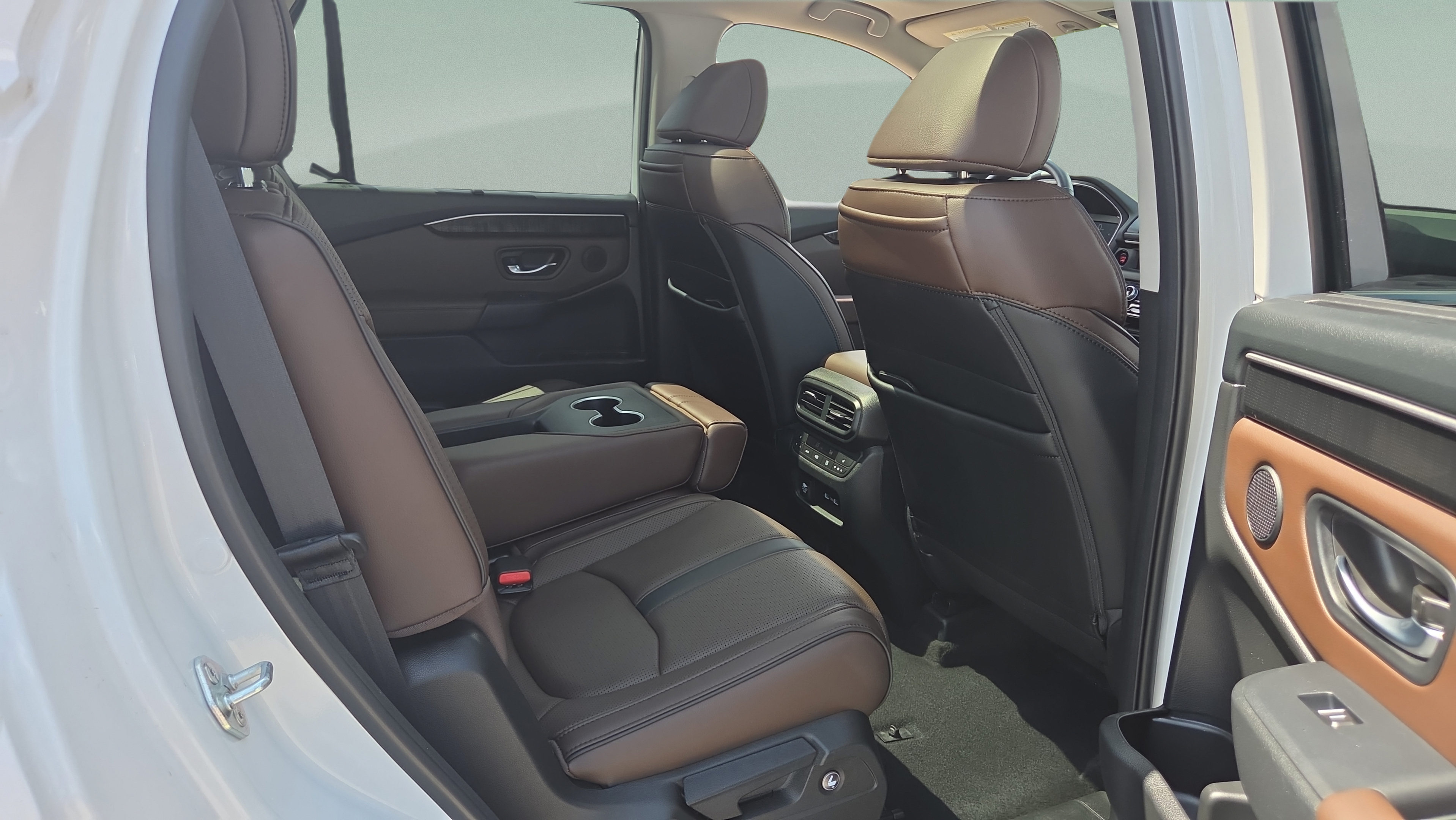 Used 2023 Honda Pilot Elite image 15