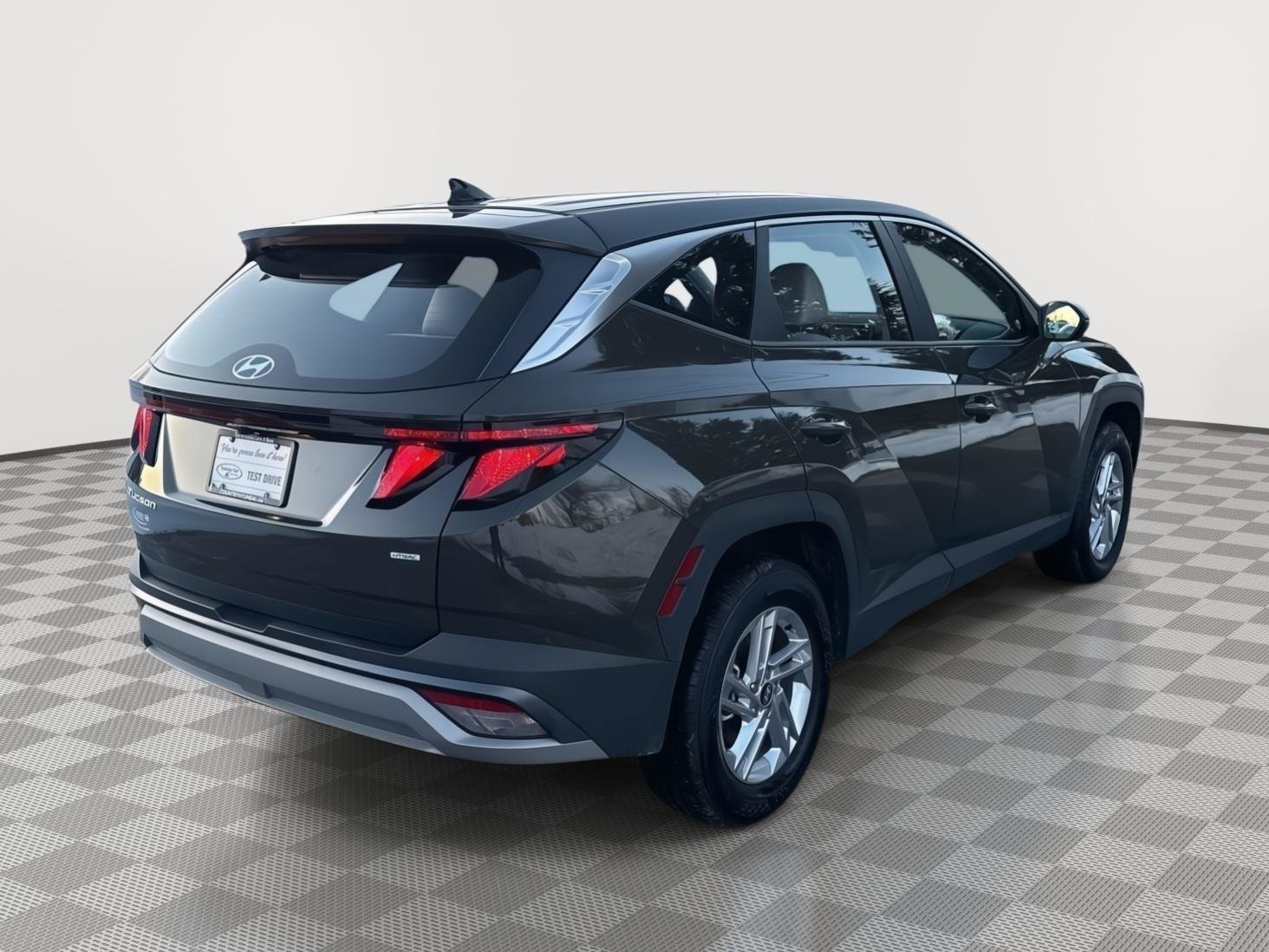 Certified 2025 Hyundai Tucson SE AWD/4WD image 5