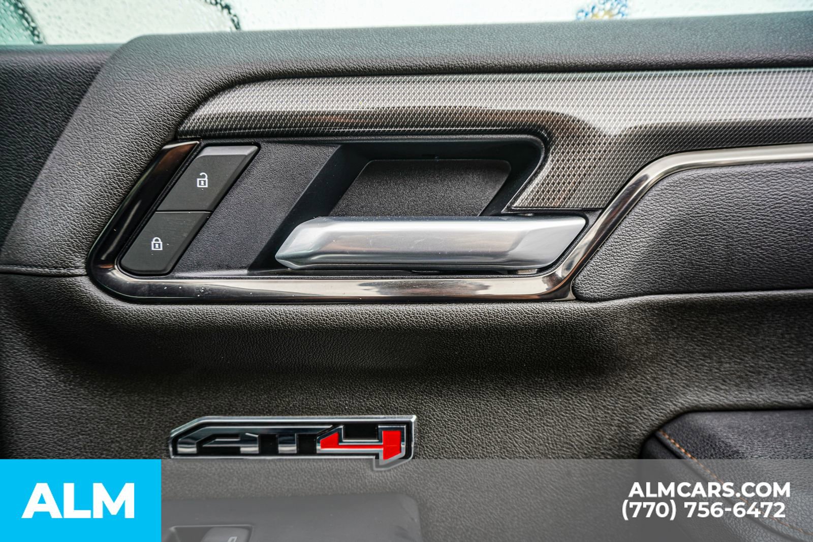 Used 2025 GMC Sierra 1500 AT4 w/ Technology Package image 50