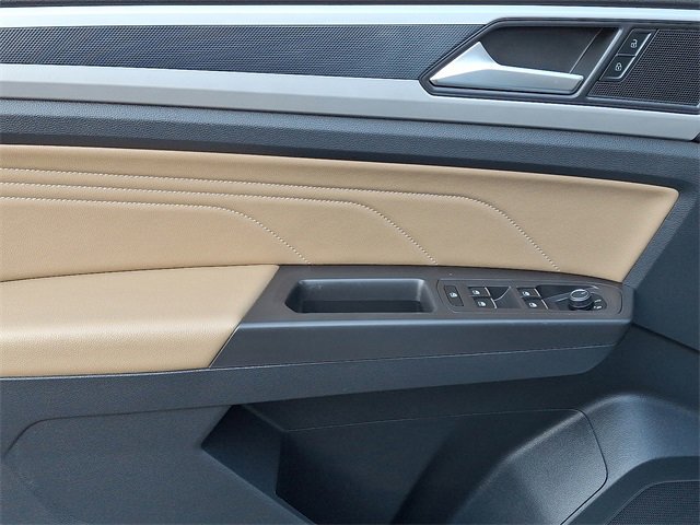 Certified 2022 Volkswagen Atlas Cross Sport SE image 13