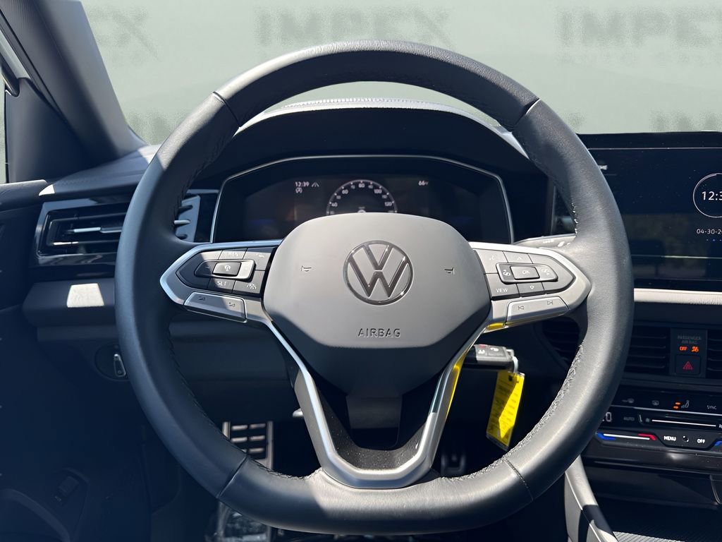 Used 2025 Volkswagen Jetta Sport FWD image 12