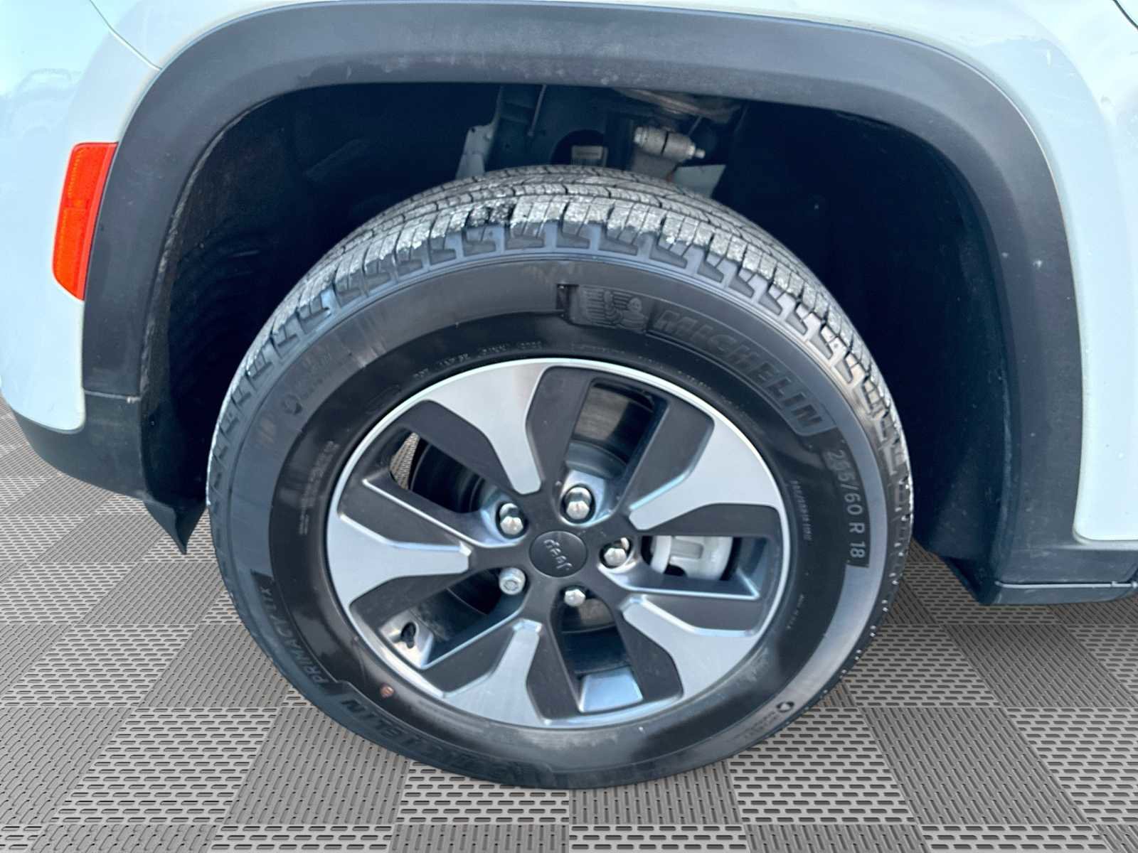 Used 2022 Jeep Grand Cherokee Limited 4xe image 34