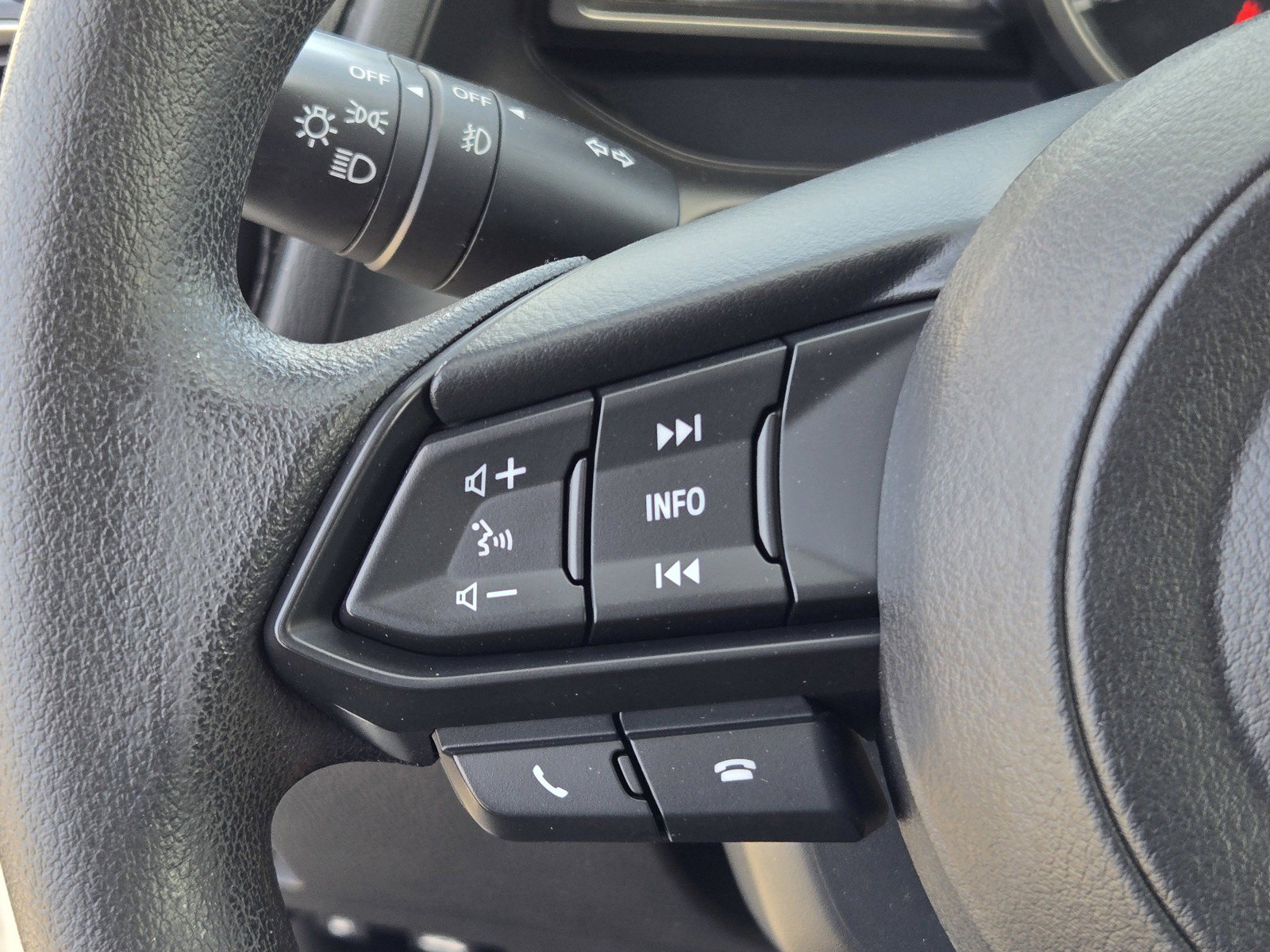 Used 2019 Toyota Yaris LE FWD image 23