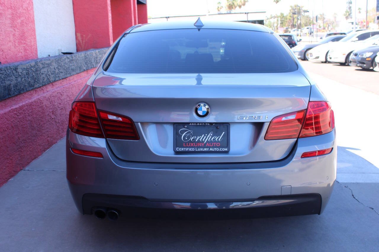 Used 2016 BMW 528i Sedan RWD image 4