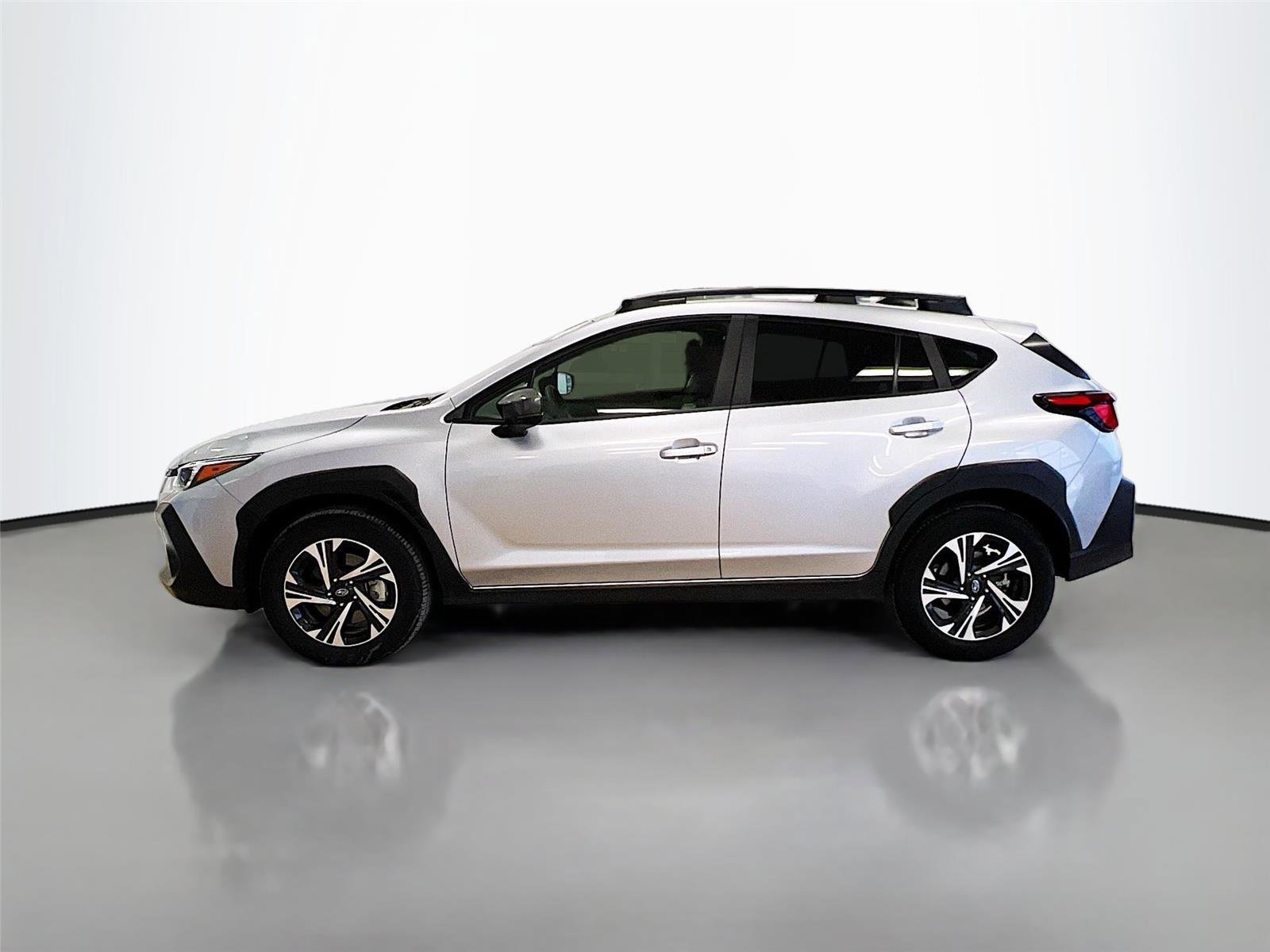 Certified 2025 Subaru Crosstrek 2.0i Premium image 3