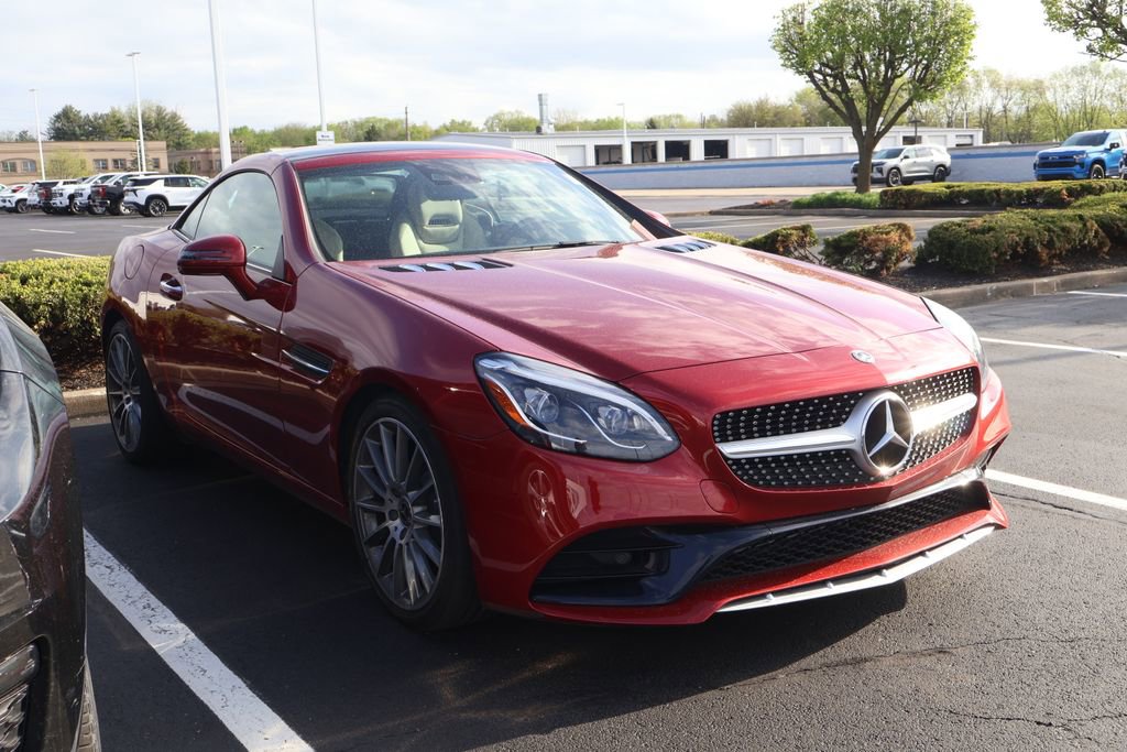 Used 2019 Mercedes-Benz SLC 300 image 3