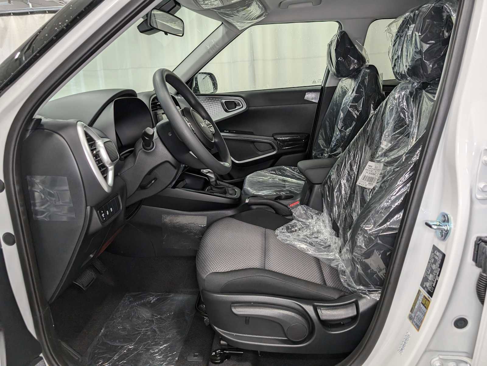 New 2025 Kia Soul LX image 4