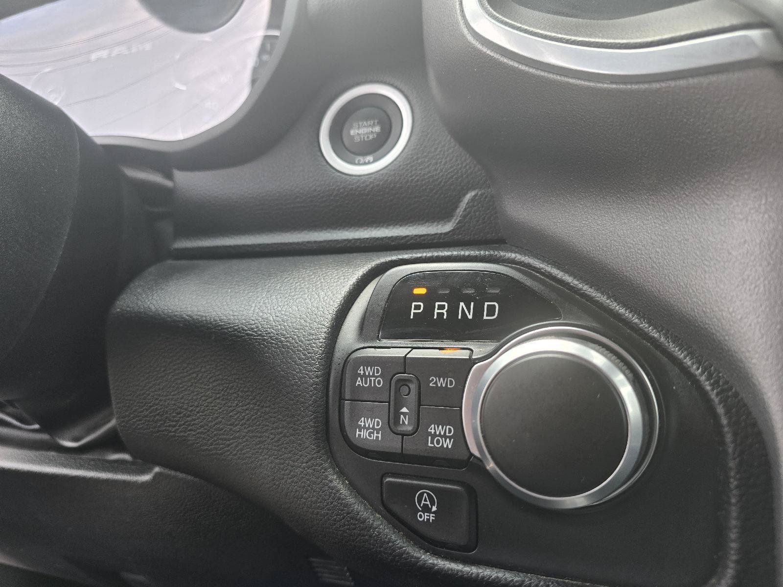 Used 2023 RAM 1500 Big Horn AWD/4WD image 18