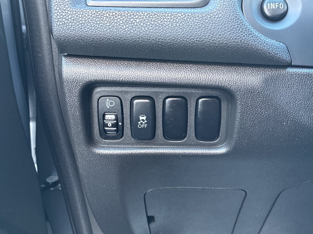 Used 2016 Mitsubishi Outlander Sport GT AWD/4WD image 29