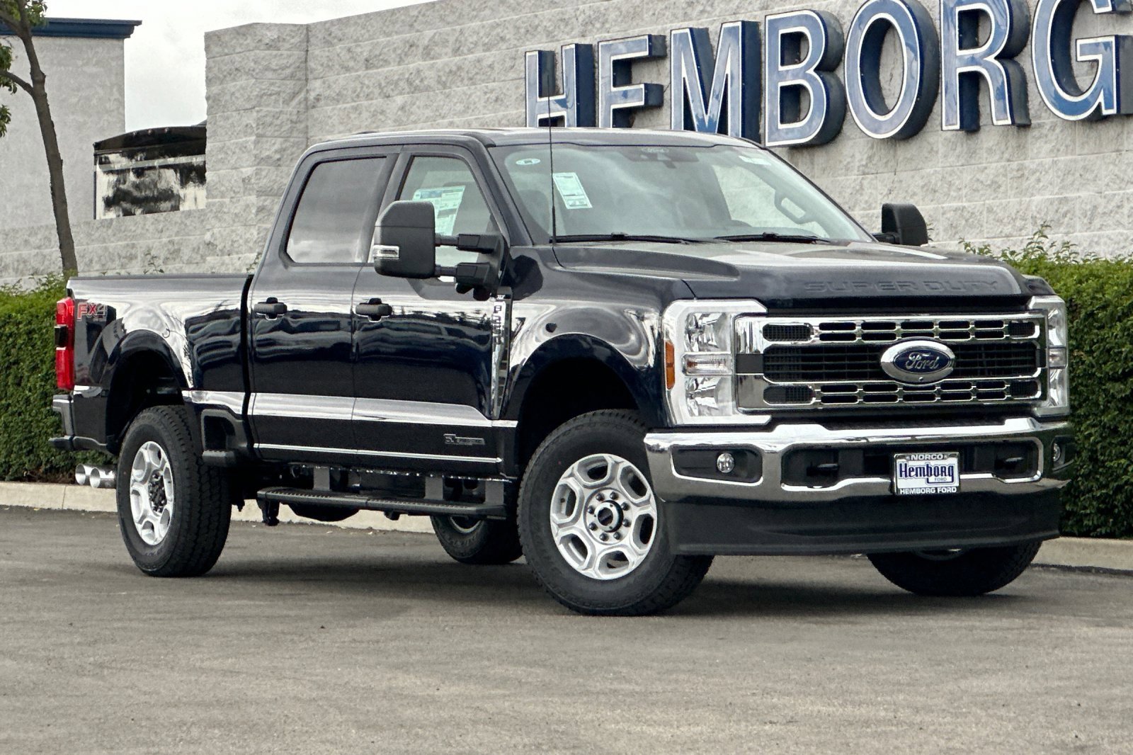 New 2025 Ford F250 XLT w/ 360-Degree Camera Package image 2