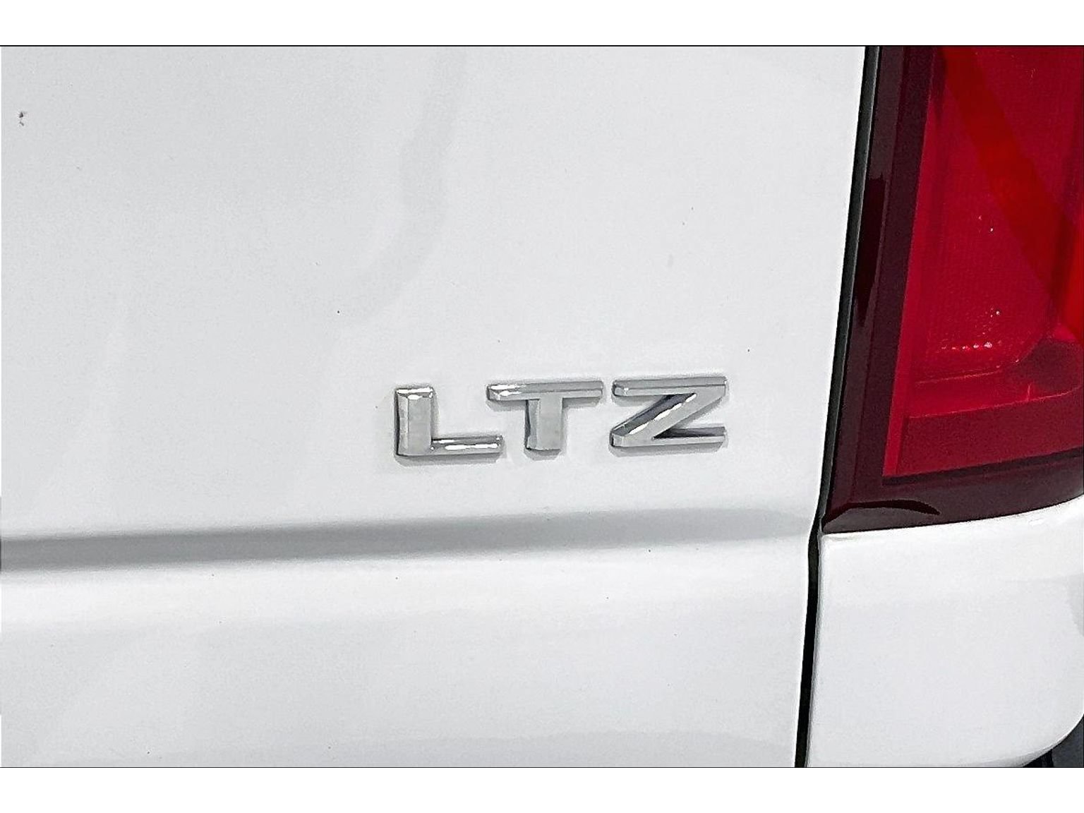 Used 2021 Chevrolet Silverado 2500 LTZ w/ LTZ Plus Package AWD/4WD image 38