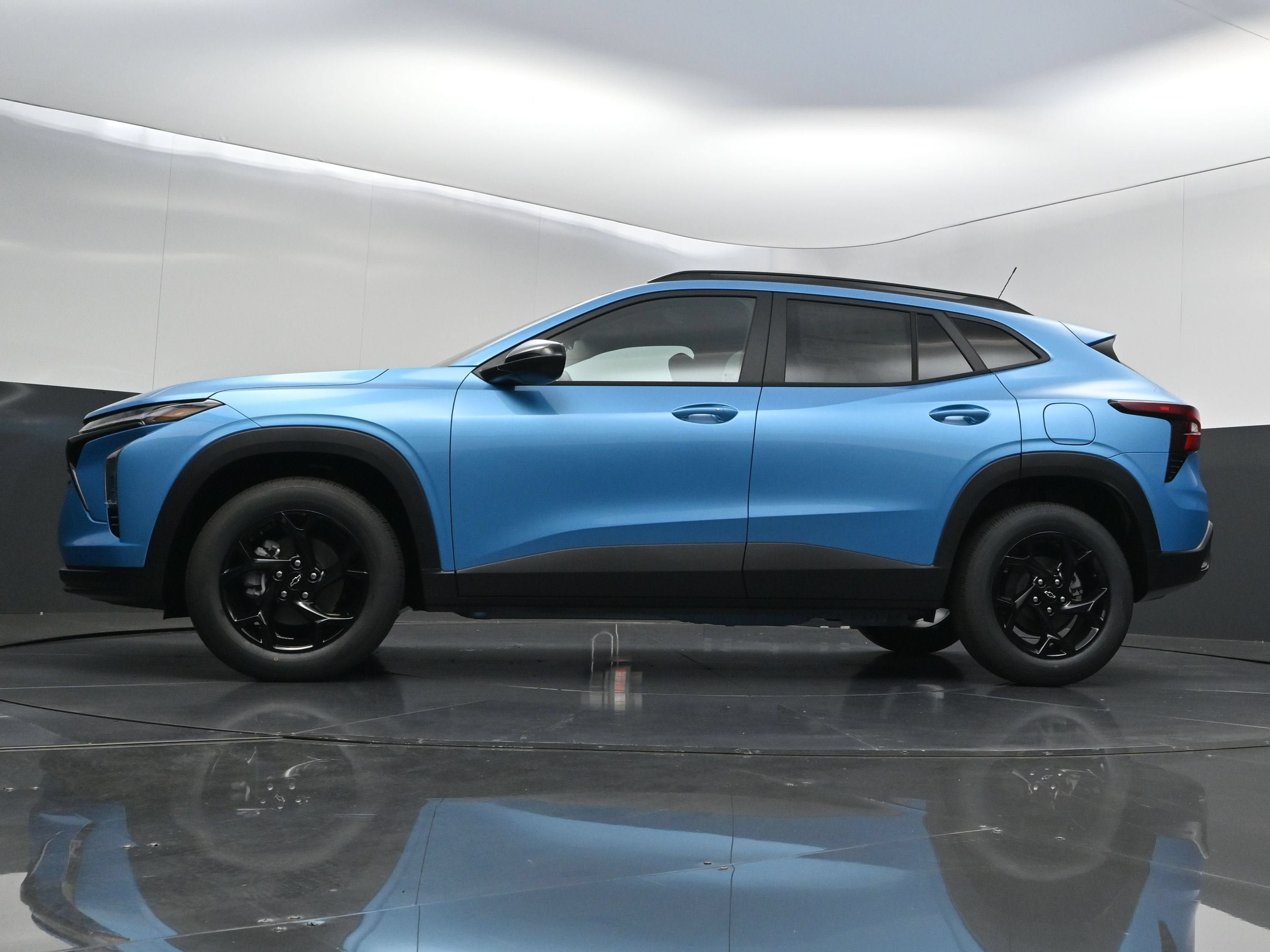 New 2026 Chevrolet Trax LT w/ Sunroof Package FWD image 42