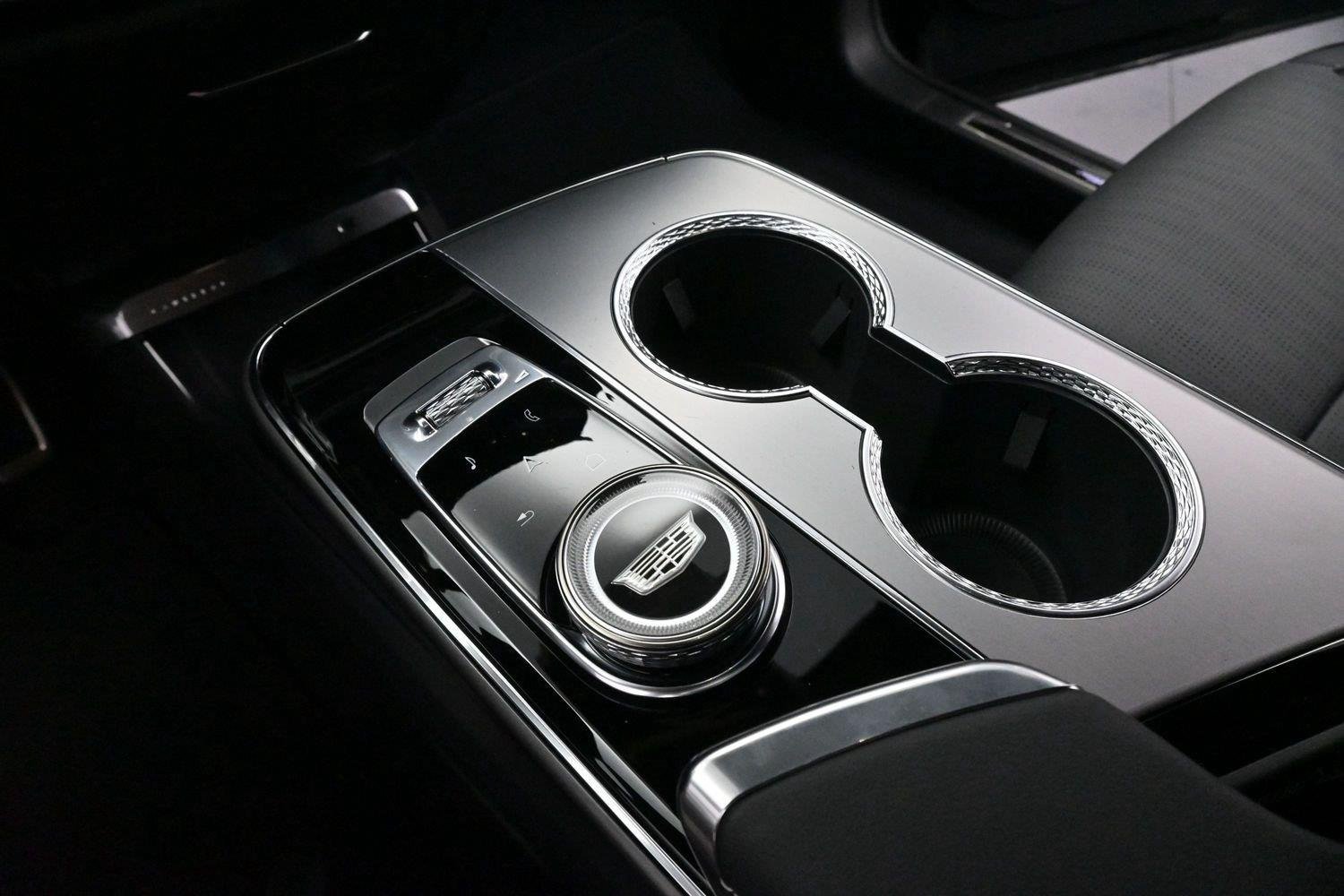New 2027 Cadillac Lyriq Signature Sport AWD/4WD image 25